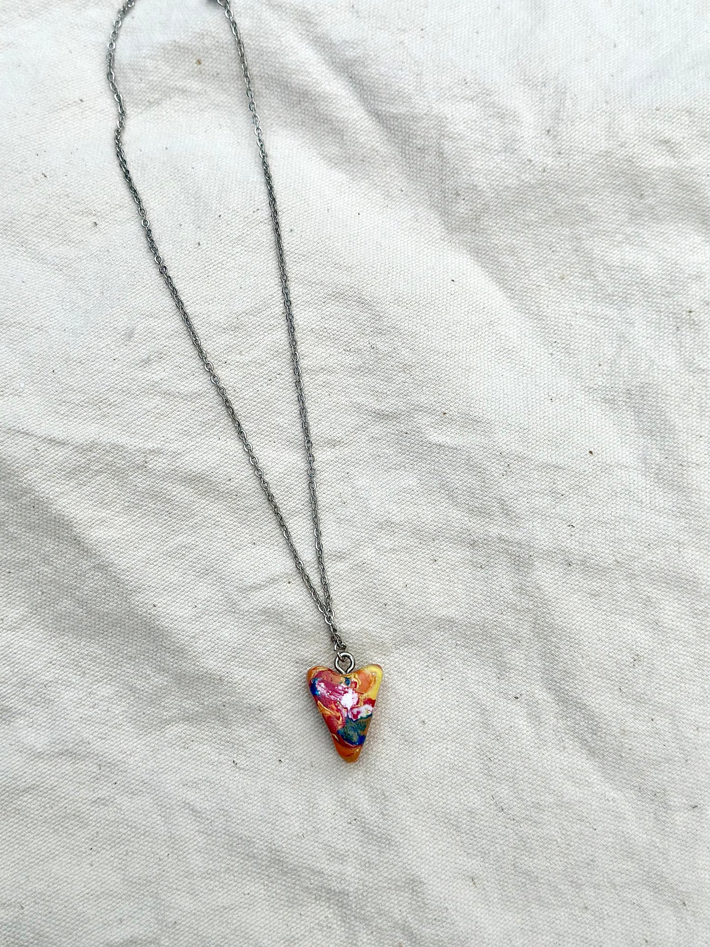 White Kiss Necklace