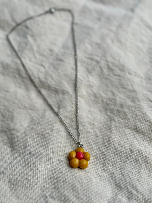 Daisy Necklace